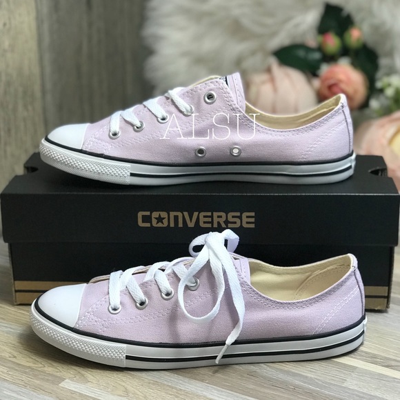 converse low dainty